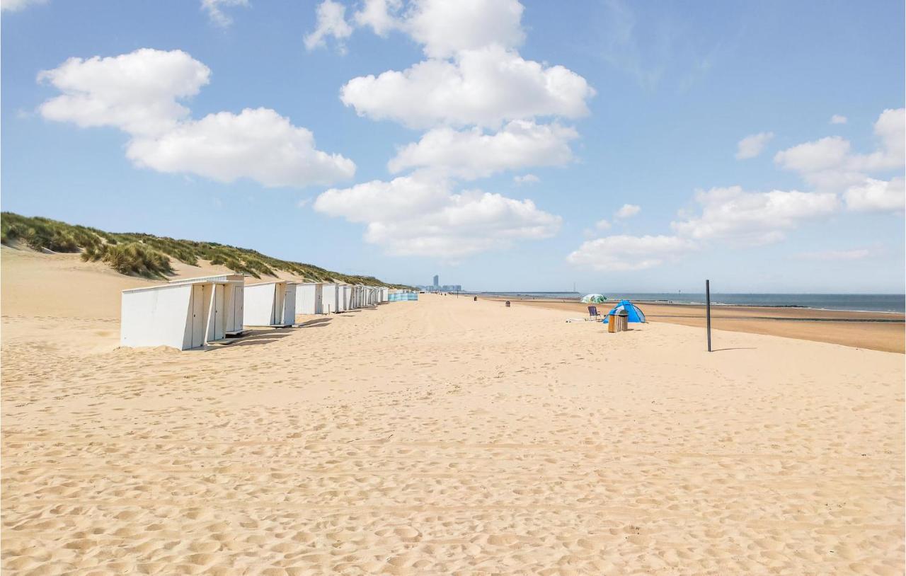 Nice Apartment In Bredene With Kitchen Exterior foto